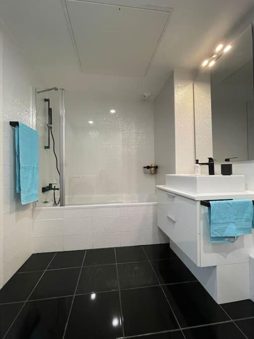 מרסיי Prado Plage David - Stade Velodrome - Parc Chanot - Luxury Apartment By The Sea מראה חיצוני תמונה